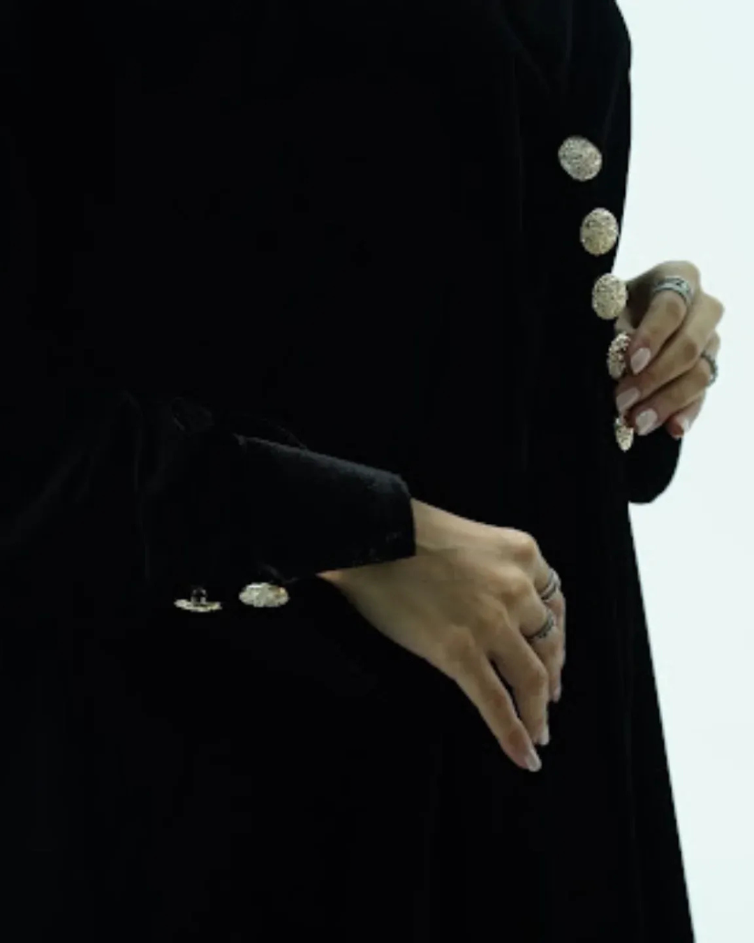 Black Luxury Velvet Abaya - Image 2